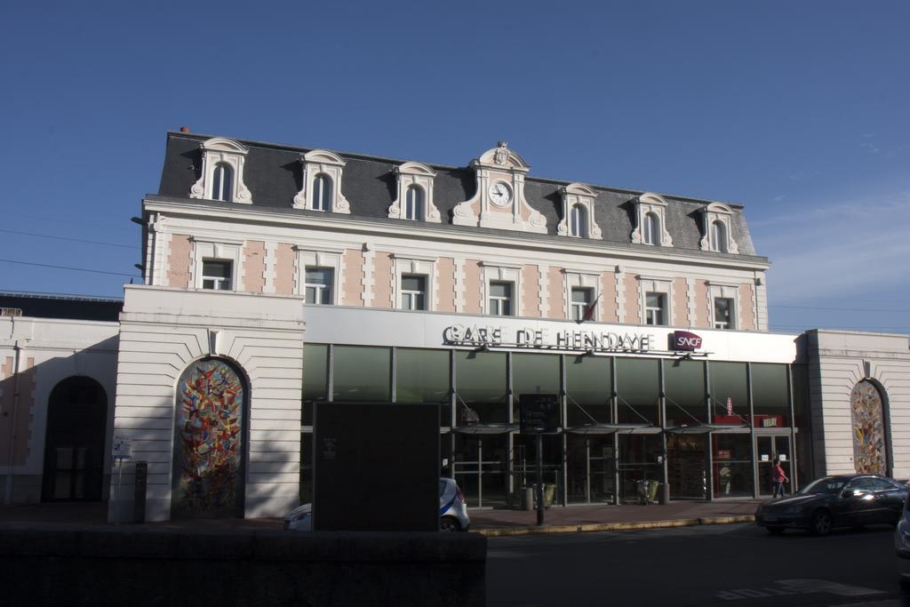 Hotel Aitana Irun Exterior photo